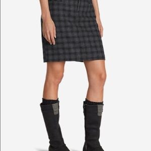 Eddie Bauer gray black plaid wool pockets pencil skirt fall minimalist size 10